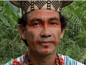 Le 43e prix Niwano pour la paix décerné à Benki Piyako, chef spirituel autochtone du peuple Ashaninka de la forêt amazonienne brésilienne